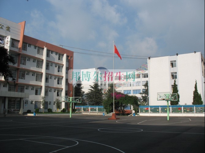 云南省貿易經濟學校有哪些專業(yè)
