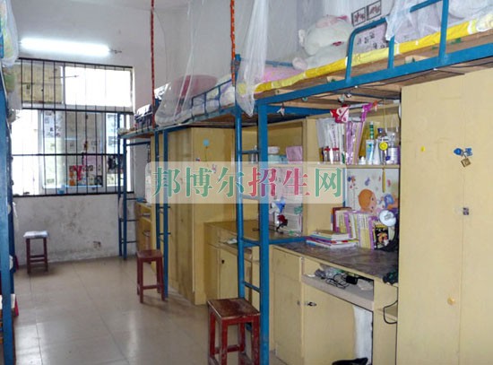 武漢廣場職業(yè)技術(shù)學院宿舍條件