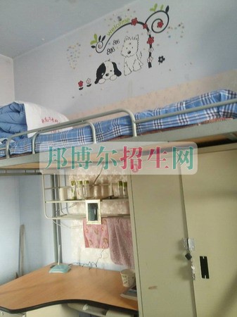 阜新高等?？茖W(xué)校宿舍條件