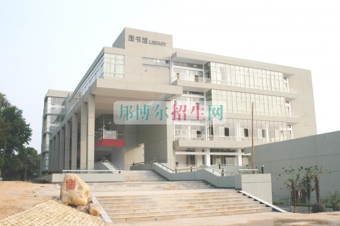 哪個(gè)學(xué)校有鐵路專(zhuān)業(yè)