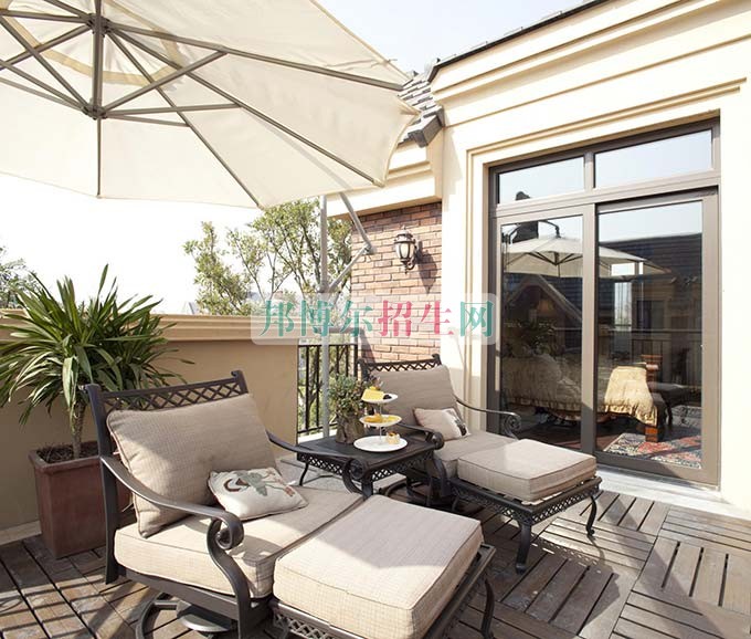 高中沒畢業(yè)可以學環(huán)境藝術(shù)設計專業(yè)嗎