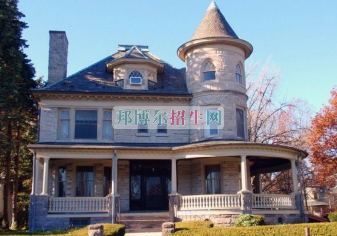 有建筑工程技術(shù)學校嗎