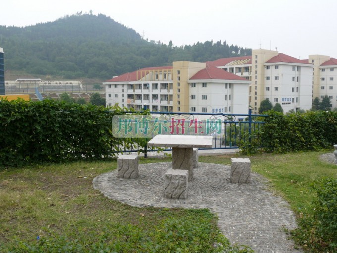 成都什么電子信息工程技術(shù)學校好