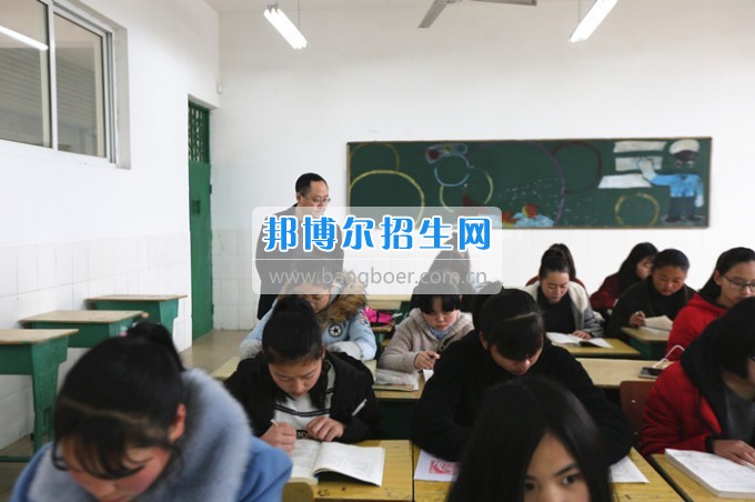 川北幼兒師范高等?？茖W(xué)校上好新學(xué)期第一課 嚴(yán)把課堂教學(xué)質(zhì)量關(guān)