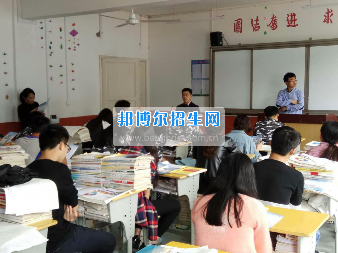貴州職業(yè)技術(shù)學(xué)院赴從江縣開(kāi)展分類(lèi)考試招生宣傳工作