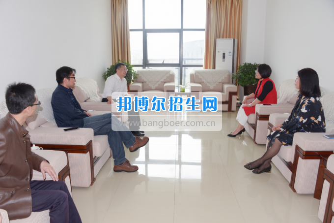 2017年西南科技大學(xué)黨委副書記張強(qiáng)一行到川南幼兒師范高等?？茖W(xué)?？疾? width=