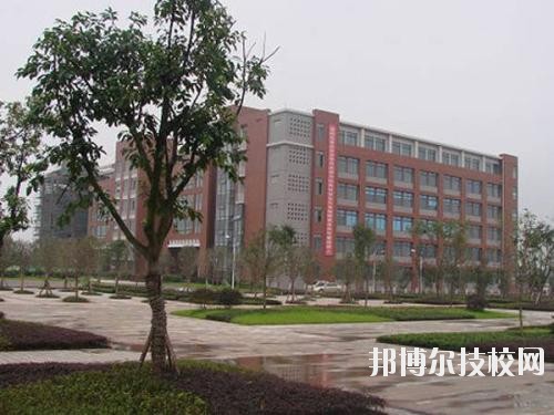 武漢鐵路橋梁職業(yè)學(xué)院2020年報名條件、招生要求、招生對象