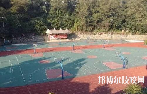 四川儀表工業(yè)學(xué)校2020年報(bào)名條件、招生要求、招生對(duì)象