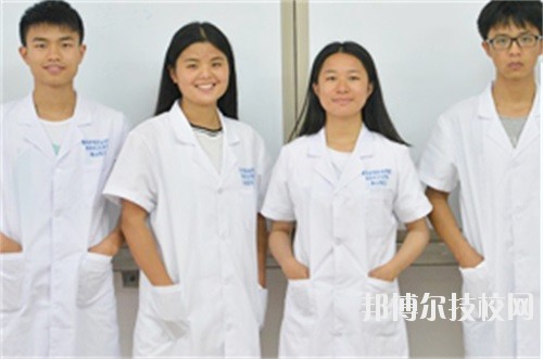 成都成醫(yī)一附院護(hù)士學(xué)校2020年報名條件、招生要求、招生對象