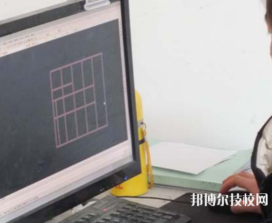 甘肅金城理工中等專(zhuān)業(yè)學(xué)校2020年學(xué)費(fèi)、收費(fèi)多少