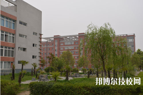 陜西航空技師學(xué)院2020年報名條件、招生要求、招生對象