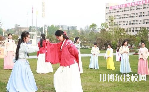 畢節(jié)衛(wèi)生學(xué)校2020年學(xué)費(fèi)、收費(fèi)多少