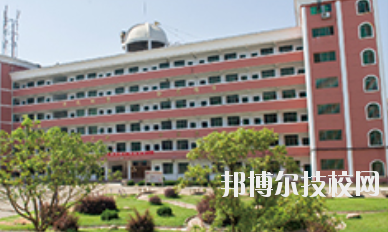 江西新能源技工學(xué)校2020年報(bào)名條件、招生要求、招生對象
