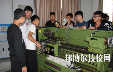 西和職業(yè)中等專業(yè)學(xué)校2020年報(bào)名條件、招生要求、招生對(duì)象