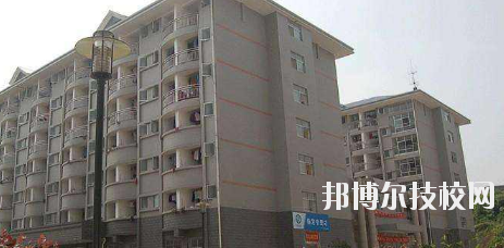 甘肅石化技師學(xué)院2020年學(xué)費、收費多少
