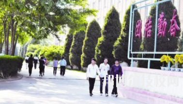 甘肅省商業(yè)學(xué)校2020年報(bào)名條件、招生要求、招生對(duì)象