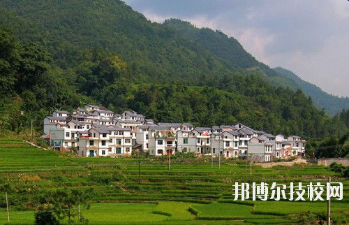 望謨中等職業(yè)學(xué)校怎么樣、好不好