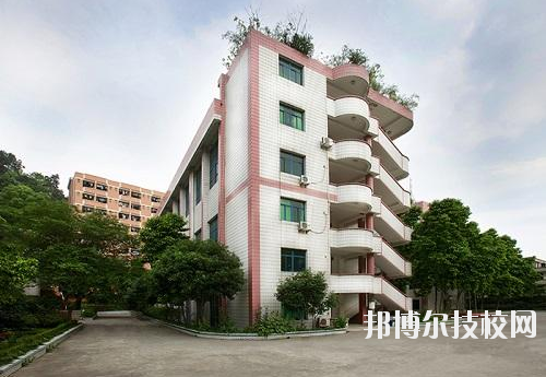 重慶護士學校2020年報名條件、招生要求、招生對象
