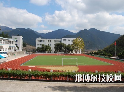 寧波四明職業(yè)高級(jí)中學(xué)2020年報(bào)名條件、招生要求、招生對(duì)象