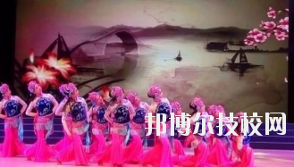 華亭職業(yè)教育中心2020年報名條件、招生要求、招生對象