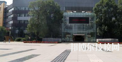 武威西牛職業(yè)技術(shù)學(xué)校2020年報(bào)名條件、招生要求、招生對(duì)象