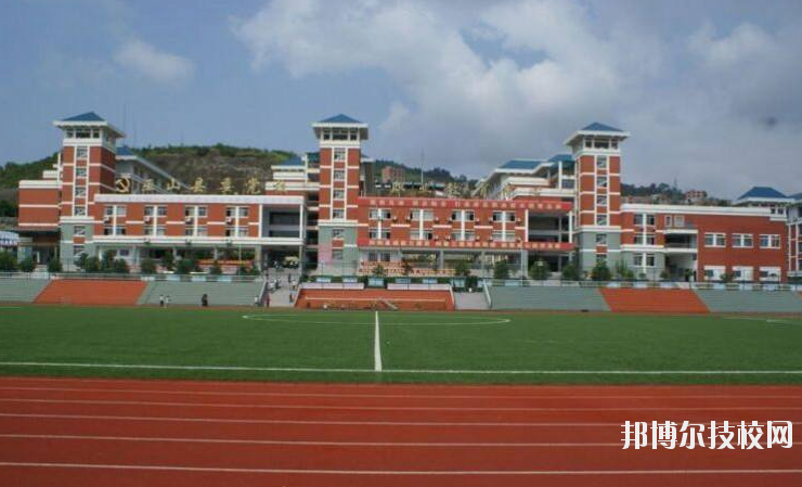 重慶忠縣職業(yè)教育中心學校怎么樣、好不好