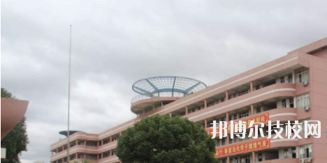 靈山第二職業(yè)技術(shù)學(xué)校2020年報(bào)名條件、招生要求、招生對(duì)象