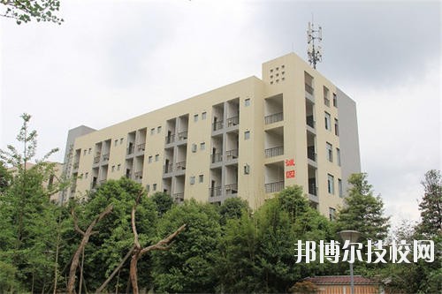 天府成人中等專業(yè)學(xué)校2020年報(bào)名條件、招生要求、招生對象