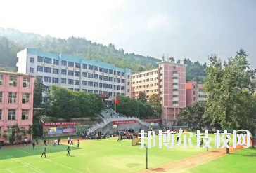 重慶武隆區(qū)職業(yè)教育中心怎么樣、好不好