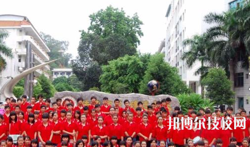 廣西右江民族商業(yè)學校網站網址