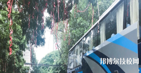 南寧信息工程職業(yè)技術(shù)學(xué)校2020年報(bào)名條件、招生要求、招生對象 