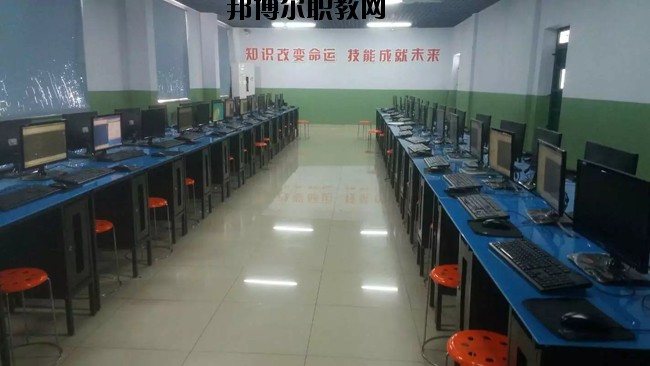 衡水兆華科技中等專業(yè)學校網(wǎng)站網(wǎng)址