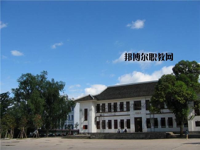四川省儀隴縣柳埡職業(yè)中學(xué)2020年報(bào)名條件、招生要求、招生對(duì)象