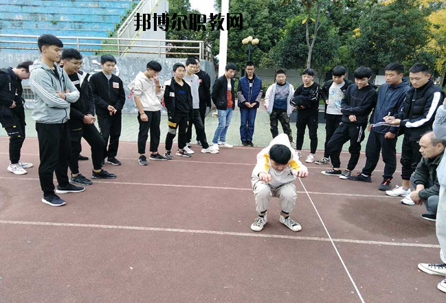 勉縣職業(yè)教育中心2020年報(bào)名條件、招生要求、招生對(duì)象 