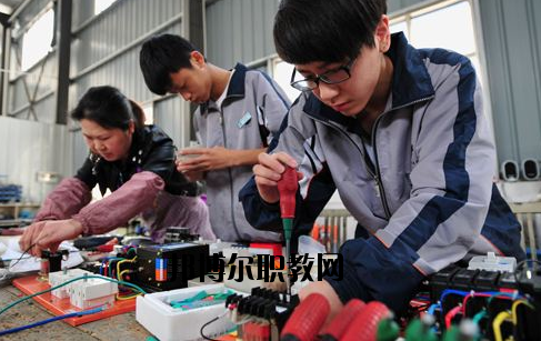 浙江商業(yè)技師學(xué)院報名條件2020年報名條件、招生要求、招生對象