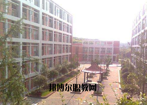 樂清虹橋職業(yè)技術(shù)學(xué)校怎么樣，好不好
