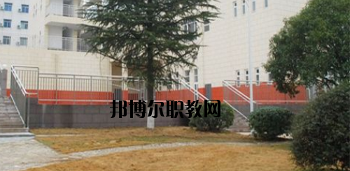 浦北第一職業(yè)技術(shù)學(xué)校2020年報名條件、招生要求、招生對象