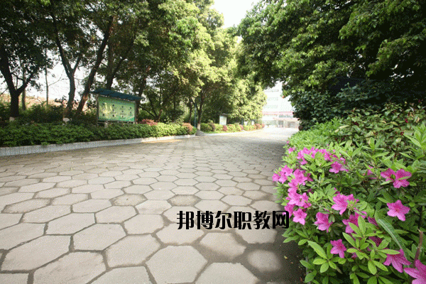 贛州農業(yè)學校2020年報名條件、招生要求、招生對象 