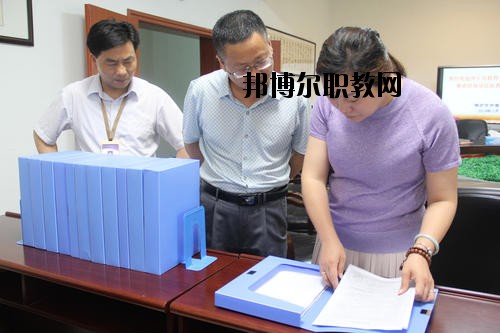 南充外國語中等專業(yè)學校2020年報名條件、招生要求、招生對象