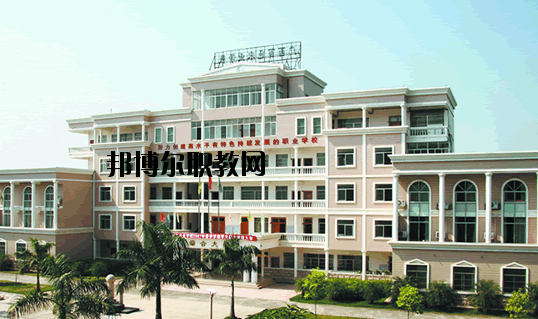廣西百色農(nóng)業(yè)學校2020年招生辦聯(lián)系電話