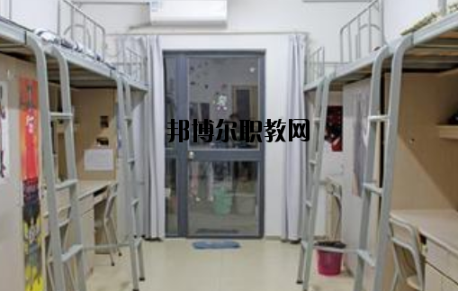 慈溪周港職業(yè)高級中學2020年宿舍條件