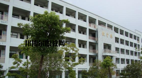 寧波興港職業(yè)高級(jí)中學(xué)怎么樣，好不好