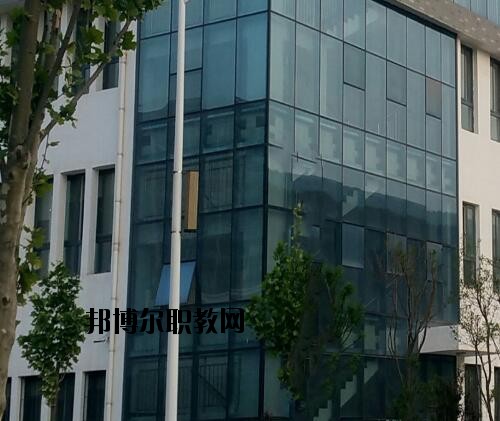 鄭州信息技術(shù)學校2021年有那些專業(yè)
