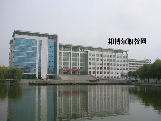 姚安縣職業(yè)高級中學(xué)2020年學(xué)費、收費多少