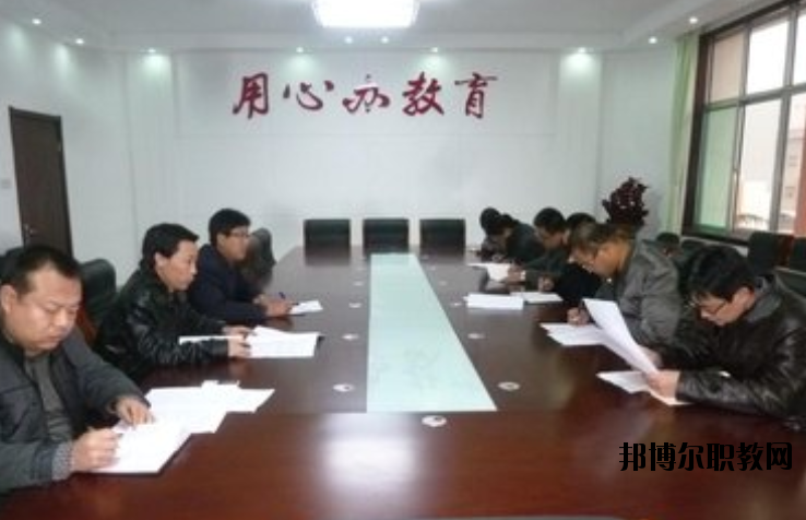 桐鄉(xiāng)綜合中專學(xué)校2020年報(bào)名條件、招生要求、招生對(duì)象