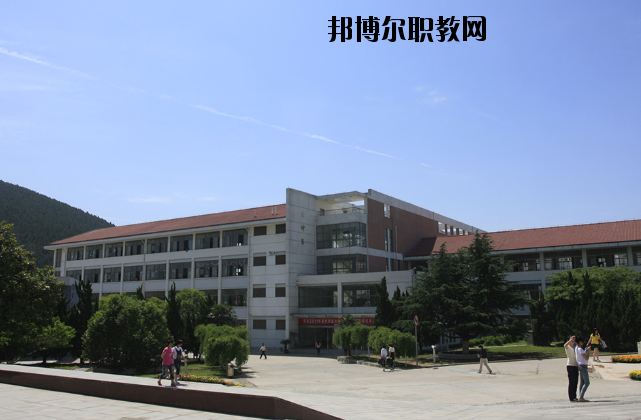 江蘇張家港第三職業(yè)高級中學(xué)2020年報名條件、招生要求、招生對象