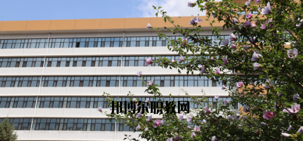 甘肅工業(yè)技師學(xué)院怎么樣、好不好