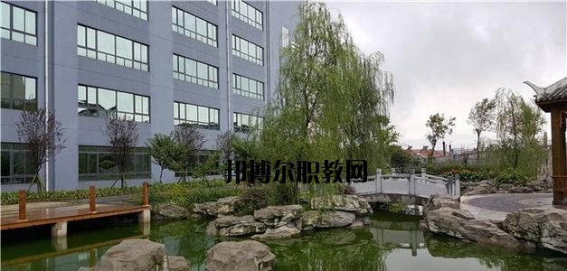 息烽縣職業(yè)技術(shù)學(xué)校2020年報(bào)名條件、招生要求