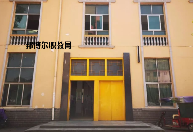臨川現(xiàn)代教育學校網站網址