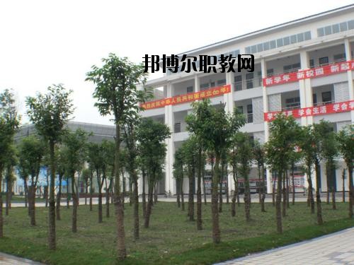 德陽電子工程學(xué)校2020年報(bào)名條件、招生要求、招生對(duì)象